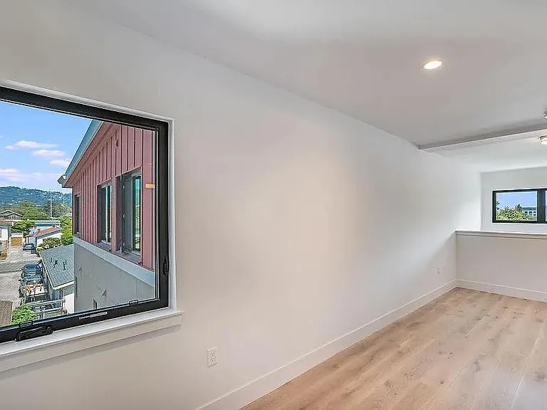 2747 San Pablo Ave #209 — Photo 12