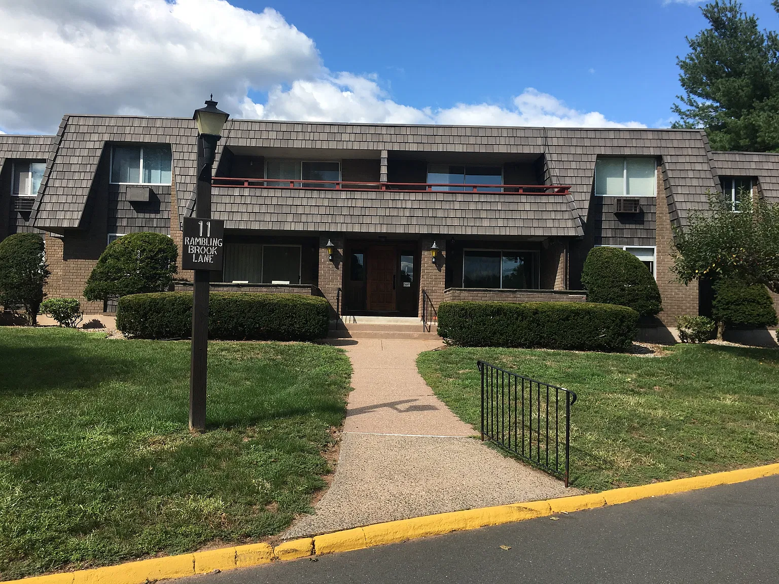 1 bed, 719 sqft, $1,780 — Photo 2
