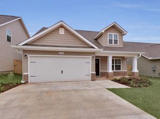 210 Wainwright Dr, Crestview, FL 32539