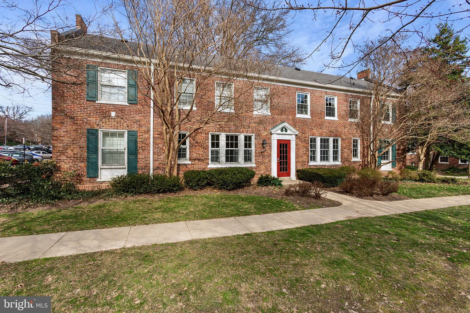 1745 N Troy St #8433 photo 1