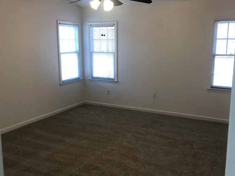 1513 Oakboro Dr — Photo 26