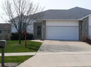 709 Winterberry Pl NE, Cedar Rapids, IA 52402