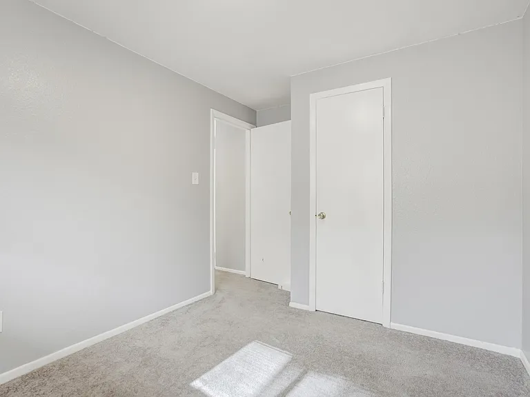 2921 Straus Ln #2 — Photo 12