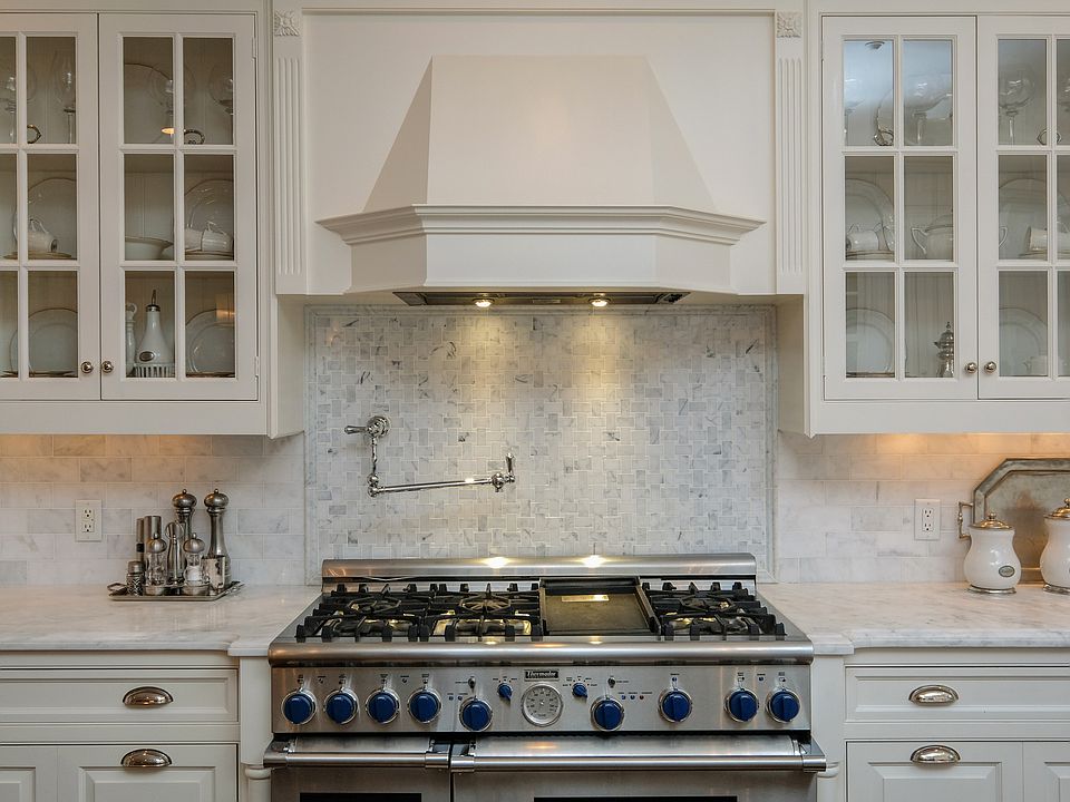 3 Carriage Hill Rd, West Harrison, NY 10604 Zillow