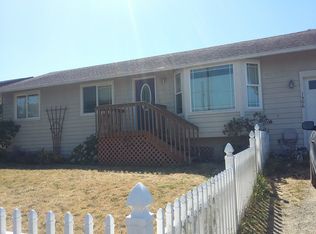 1506 S East Camano Dr, Camano Island, WA 98282