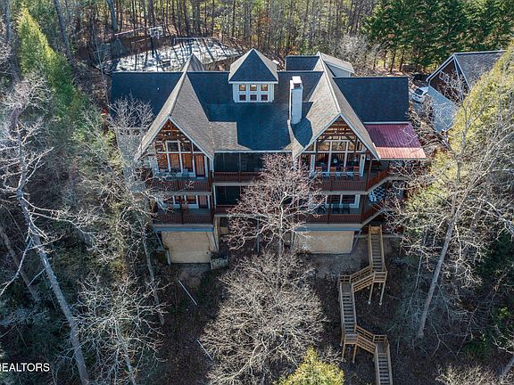 5th image of 3385 Birds Creek Rd