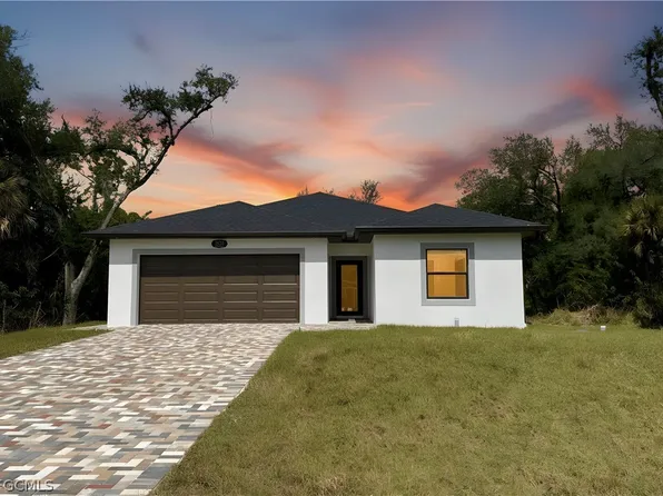 1025 Sentinela Blvd, Lehigh Acres, FL 33974