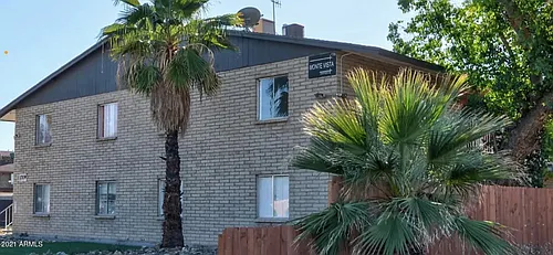 1709 W Mountain View Rd #201 Photo 1