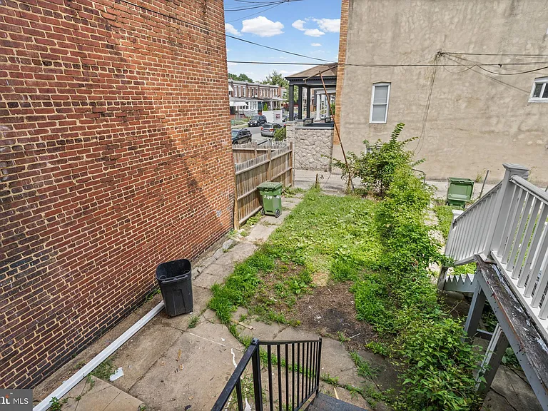 1653 N Smallwood St — Photo 18