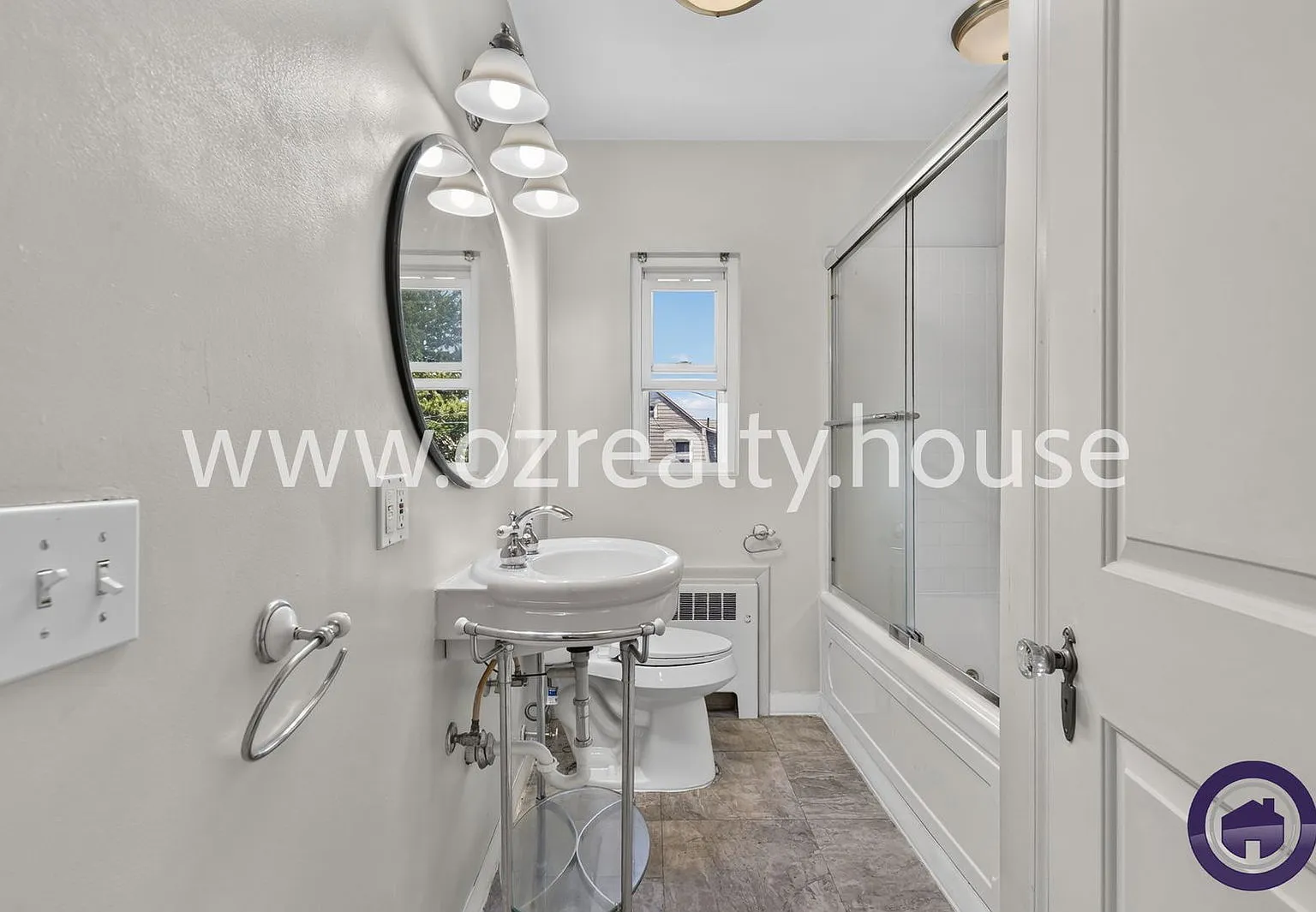 2 bed, 1.0 bath, 983 sqft, $945 — Photo 3