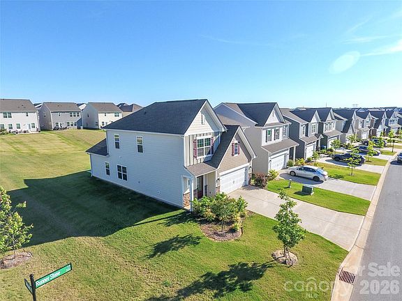 3rd image of 341 Runner Stone Ln