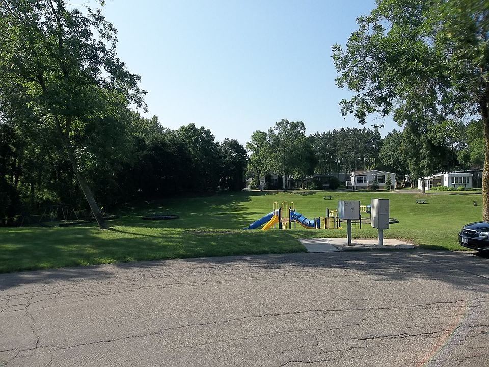 2nd image of 539 Hampton Dr