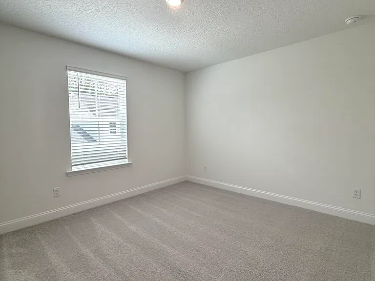 4031 Lingo Ln — Photo 32