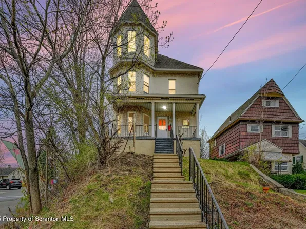 780 E Drinker St, Dunmore, PA 18512