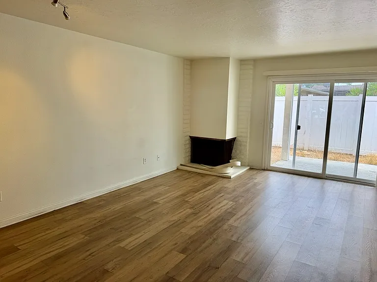 925 Grand Ave #925 — Photo 6