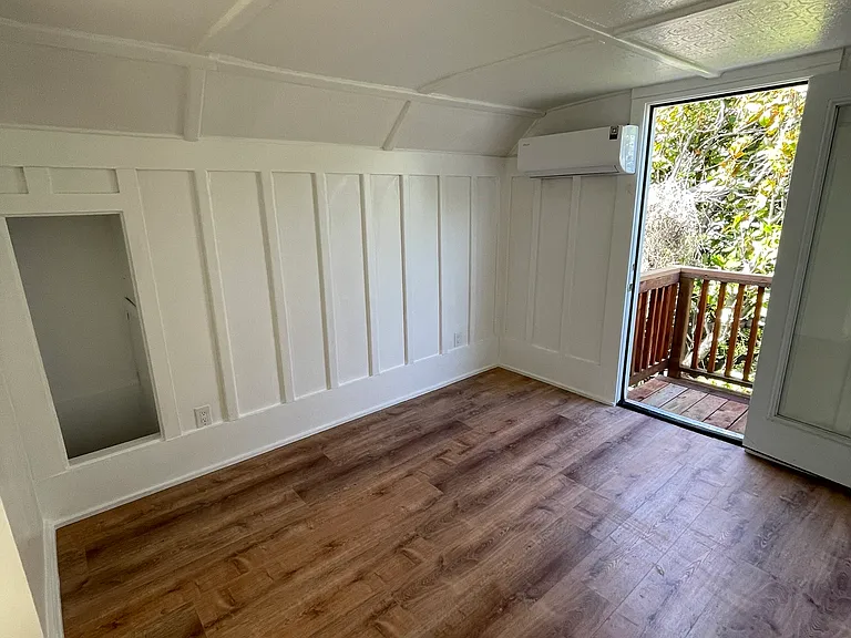 1874 Donner Ave — Photo 19