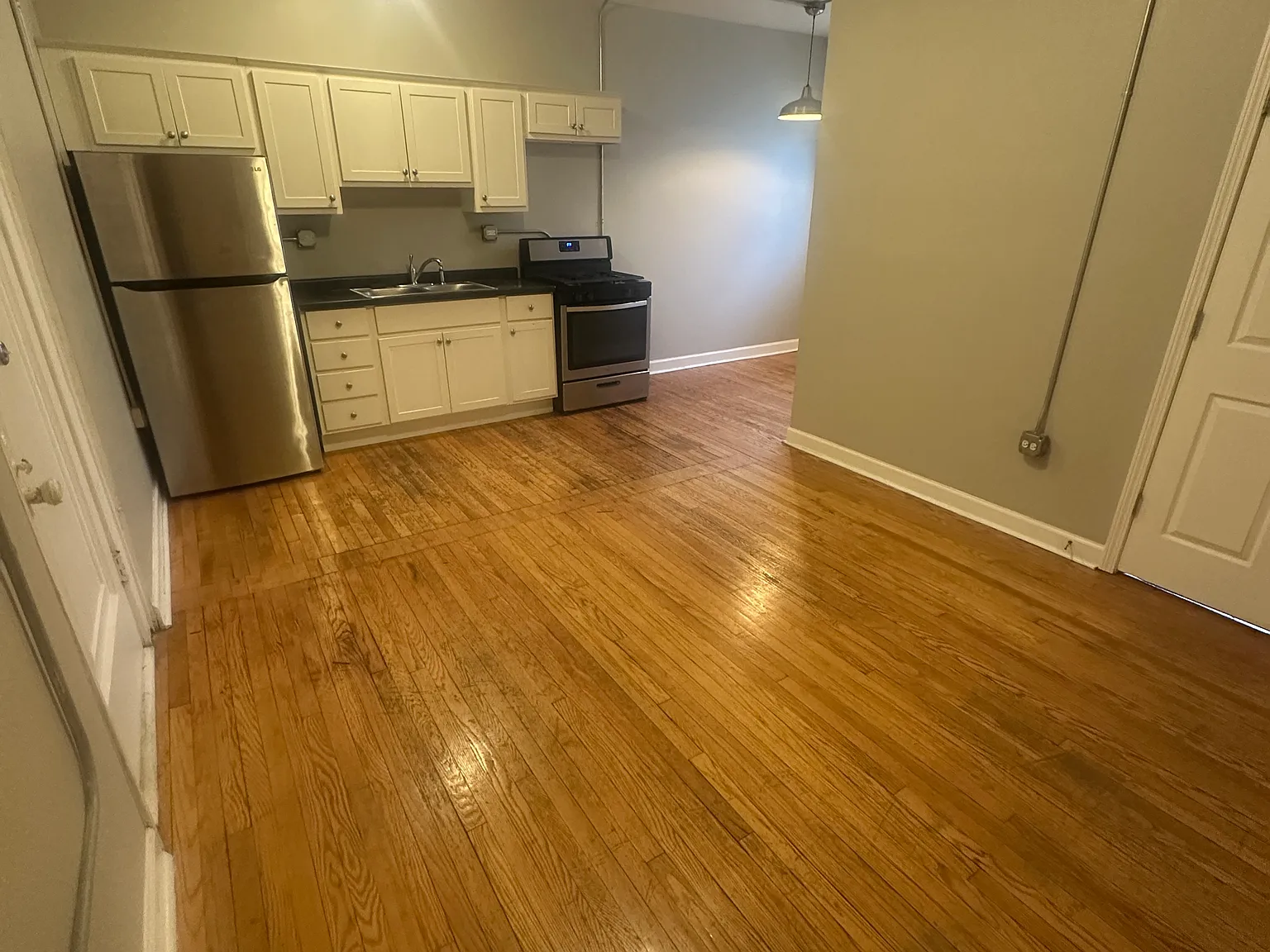 1 bed, 580 sqft, $1,050 — Photo 4
