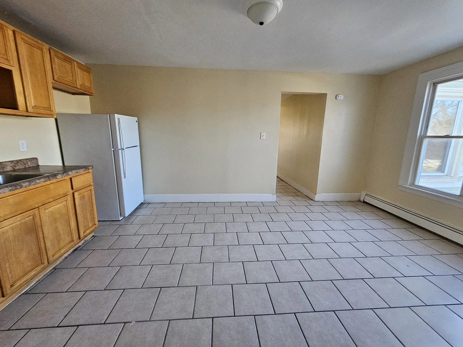 2 bed, $1,175 — Photo 2
