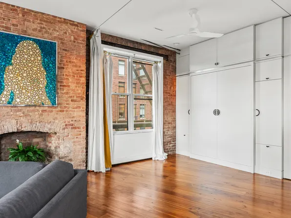 214 Riverside Drive image 11 of 16