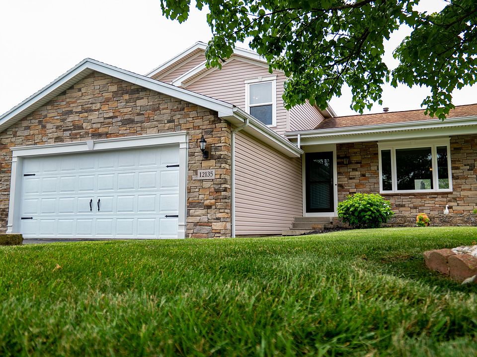 1st image of 12135 Winterside Ln