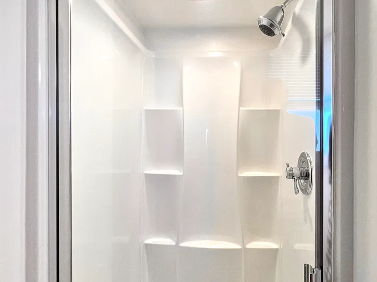 master bathroom 2