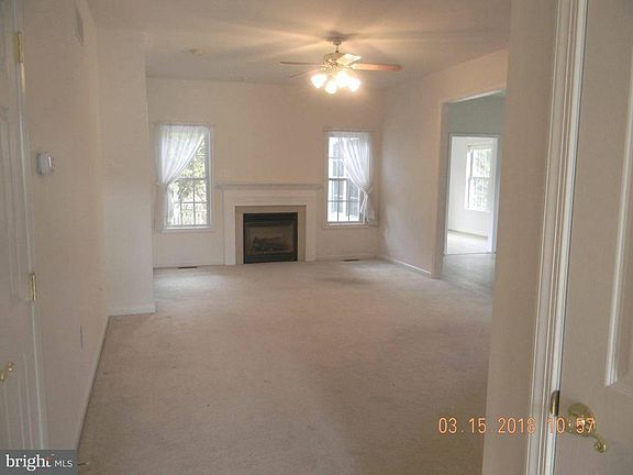 3rd image of 622 Allegheny Cir