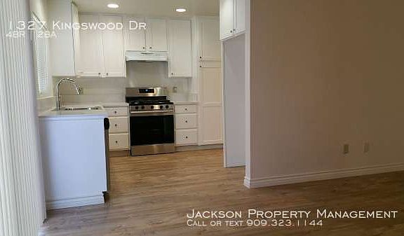 4th image of 1327 Kingswood Dr