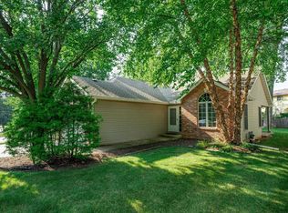 3980 Pepper Dr, Rockford, IL 61114