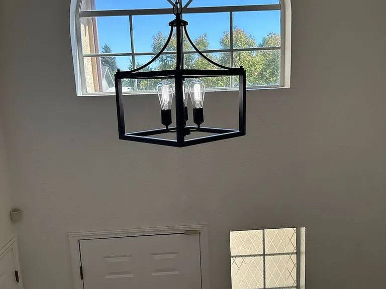 745 Monte Carlo Dr — Photo 3