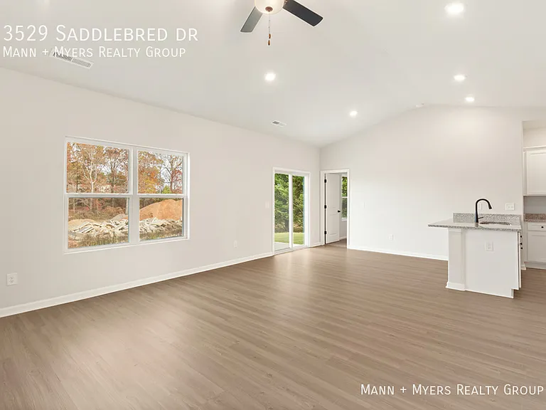 3529 Saddlebred Dr — Photo 5