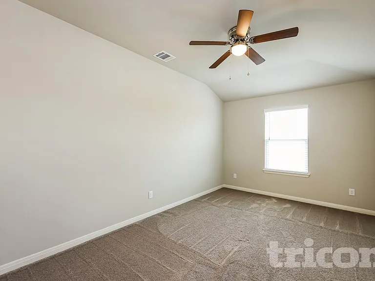 5603 Luna Pass — Photo 10