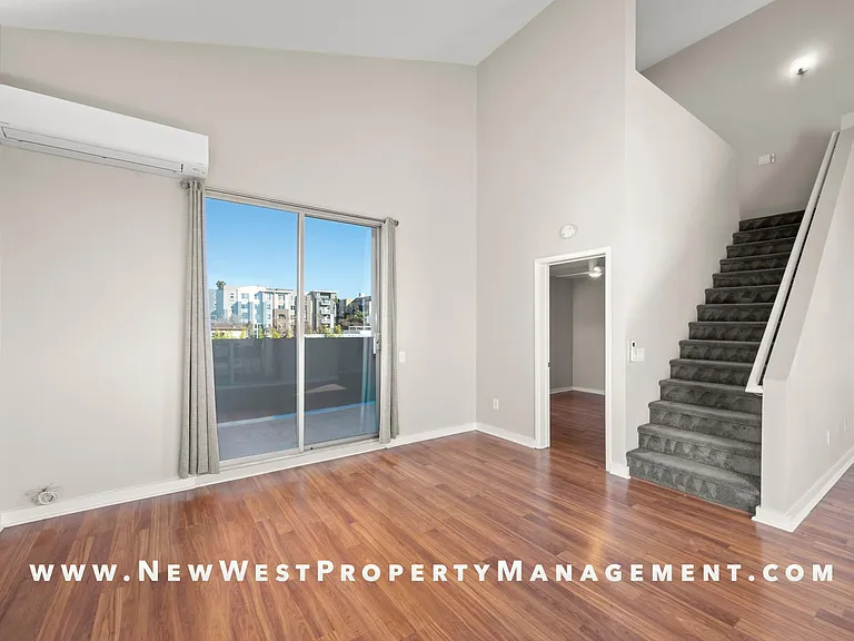 2064 Kettner Blvd #40 — Photo 25