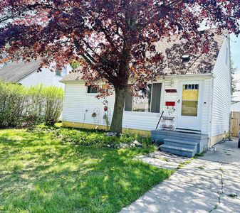 14940 Chesterfield Ave, Warren, MI, 48089