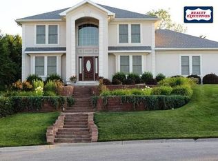 3605 Everett Cir, Manhattan, KS 66503