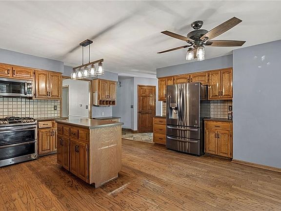 4th image of 1426 NE 83rd St