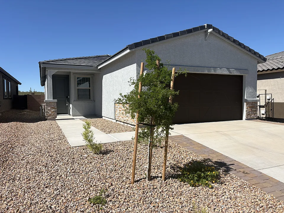 7316 S Gray Jay Dr