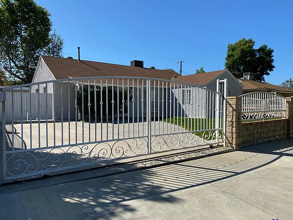 2nd image of 7404 Caldus Ave