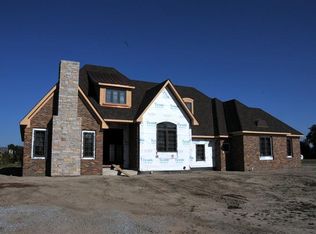 1423 Park West Cir, Munster, IN 46321