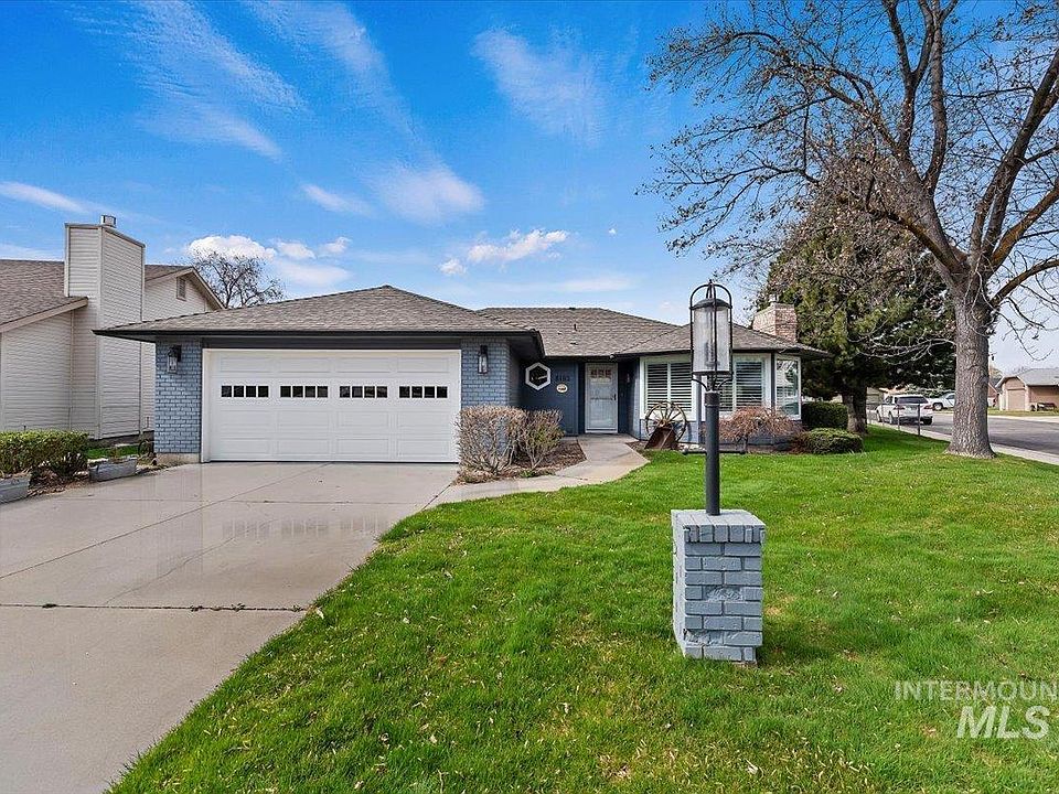 1st image of 8483 W Willowcourt Dr
