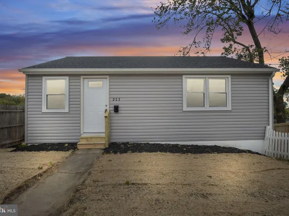 223 Wayne Ave, Waynesboro, PA 17268