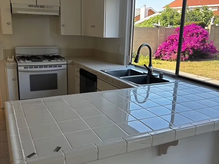 16672 Mount Darwin Cir — Photo 12