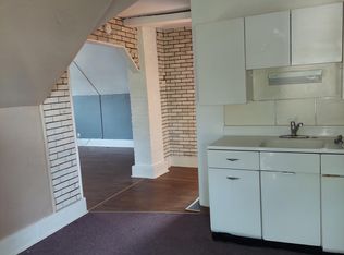 129 W Cross St APT 3, Anderson, IN 46012