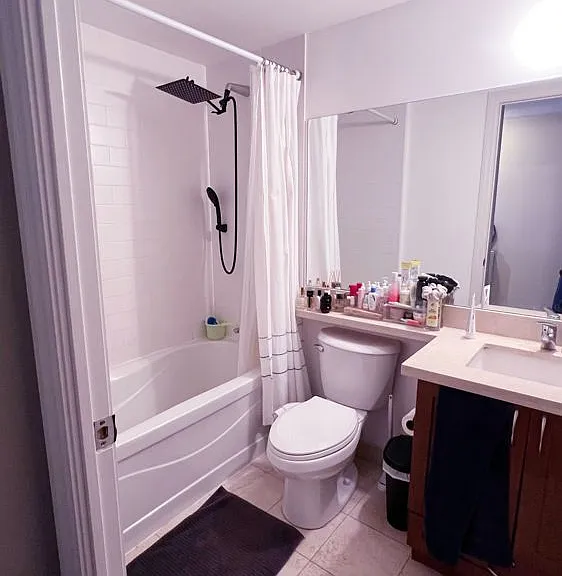 39 Upper Duke Cres #423 — Photo 15