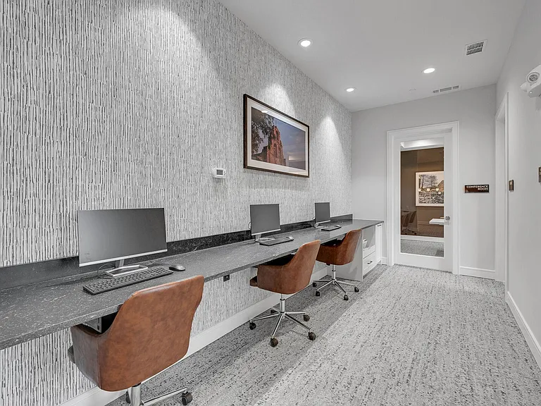 THE RESIDENCES AT LANDON RIDGE — Photo 19