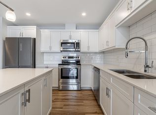 562 Malpeque Rd #103, Charlottetown, PE C1E3R8