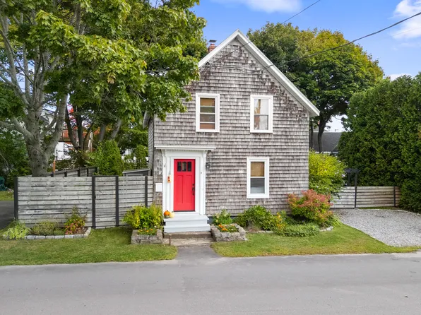9 High Street, Rockland, ME 04841