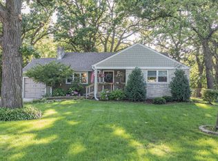 244 Oakwood Dr, Wood Dale, IL 60191