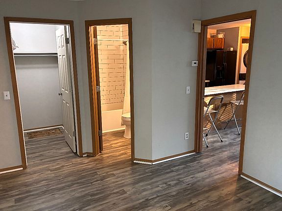 4th image of 5250 S Huron Way #101