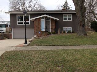 508 James Ct, Algonquin, IL 60102