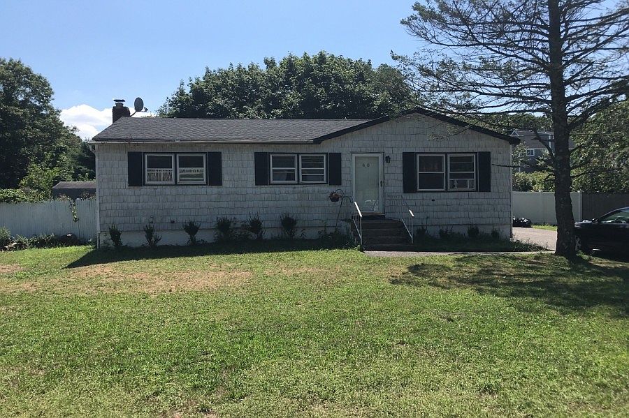 40 Hawkins Rd, Centereach, NY 11720 Zillow